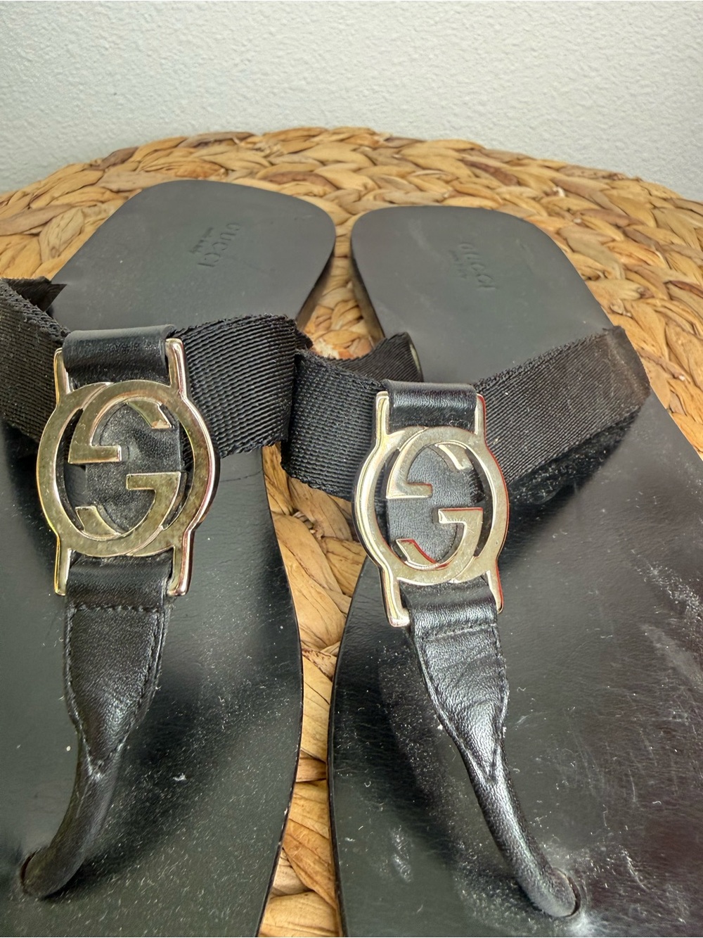 Gucci Black Leather & Fabric Thong Sandals - Picture 5 of 7